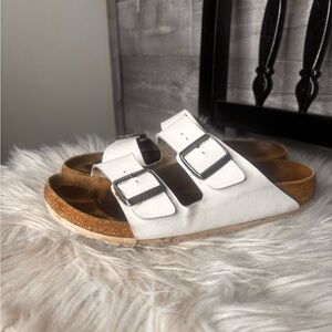 Birkenstock Arizona White Double-Buckle Slide Sandal - Comfort size 9